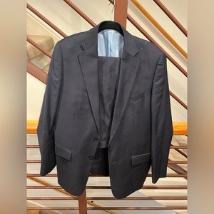 COPY - Selling a great quality, slim fitting Charles Tyrwhitt suit